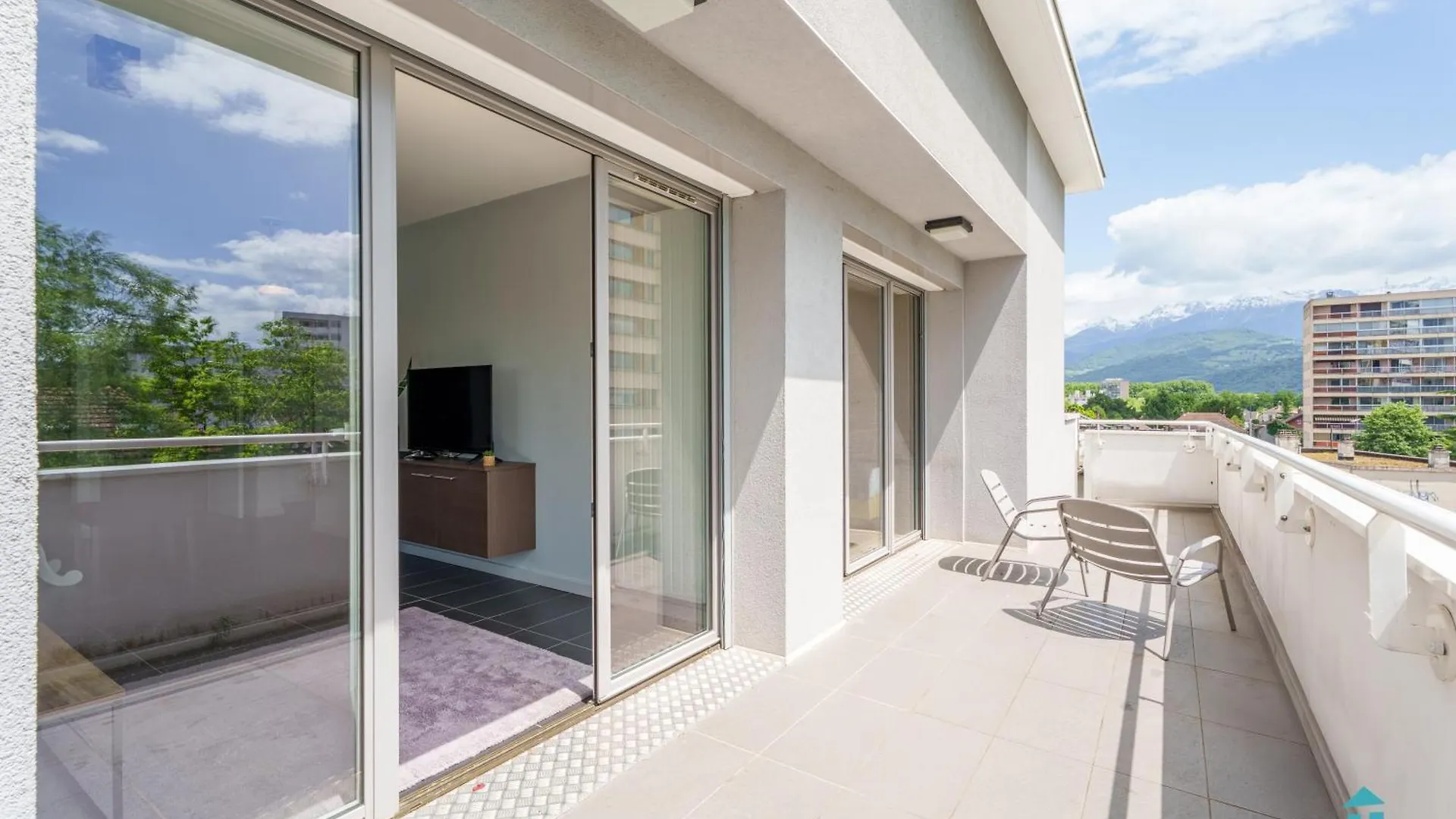Aparthotel Tempologis Grenoble 0*,